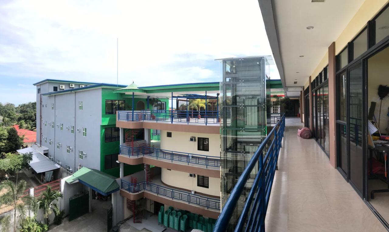 Southview Hotel Dumaguete City Экстерьер фото